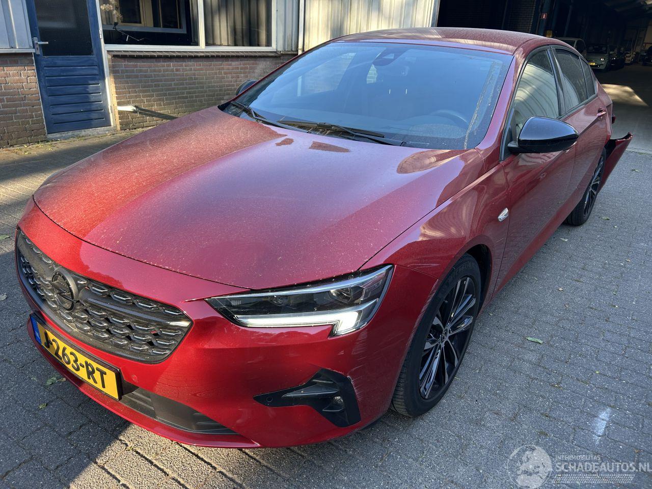 Opel Insignia Grand Sport 2.0 Turbo Automaat  Business Elegance