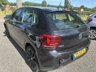 Volkswagen Polo 1.0 MPI  Comfortline picture 8