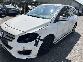 Voiture accidenté Mercedes B-klasse 220 D  Automaat 2019/3