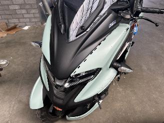Schade motor Yamaha  Tricity 300 ABS   ( 118 Km  !!! ) 2025/6
