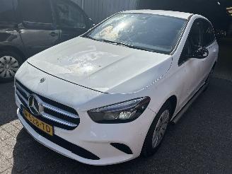 Auto incidentate Mercedes B-klasse 200 D   Automaat 2021/12