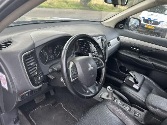 Mitsubishi Outlander 2.0 PluginHybrid Instyle  Automaat picture 16