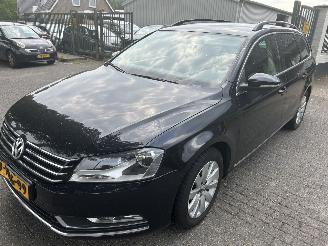 skadebil auto Volkswagen Passat Stationcar 1.4 2012/1