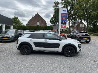 skadebil auto Citroën C4 cactus 1.2 Pure Tech Shine 2015/7