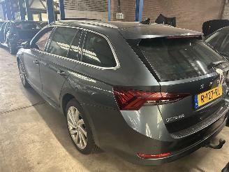 Skoda Octavia Stationcar 1.5 TSI e-Tec Business Edition Automaat picture 7