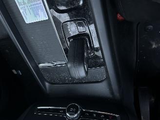 Volvo V-60 2.0 Hybride B3 Automaat Business Pro picture 8