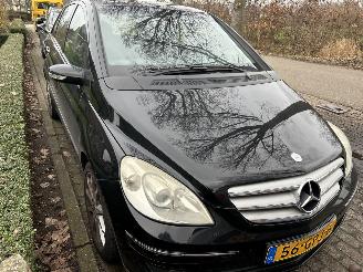 Mercedes B-klasse 170  Automaat picture 2