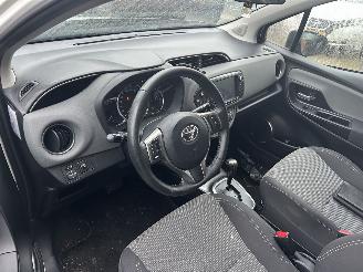 Toyota Yaris 1.5 Hybrid Automaat picture 10