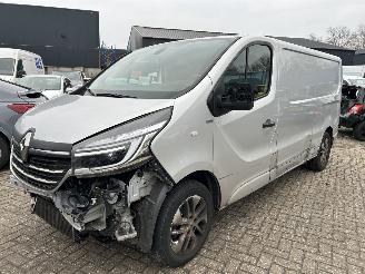 Unfall Kfz Van Renault Trafic 2.0 DCI  Automaat  L2H1  Luxe 2020/10