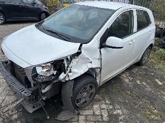 Damaged car Kia Picanto 1.0 DPI  Comfortline 2022/11