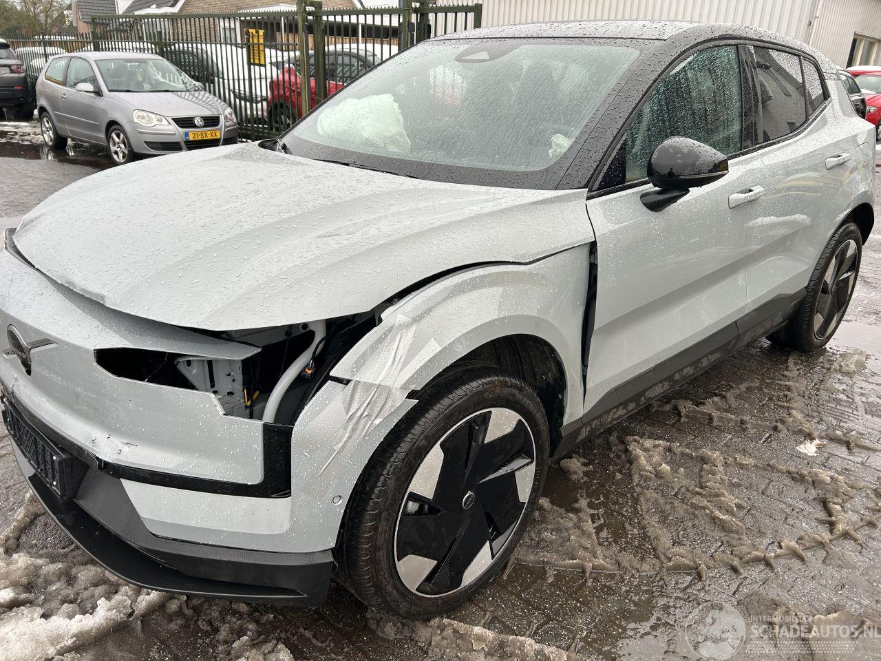 Volvo EX30 Extend Ultra  69 kWh  ( Panoramadak )