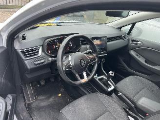 Renault Clio 1.0 TCe Zen Business picture 10