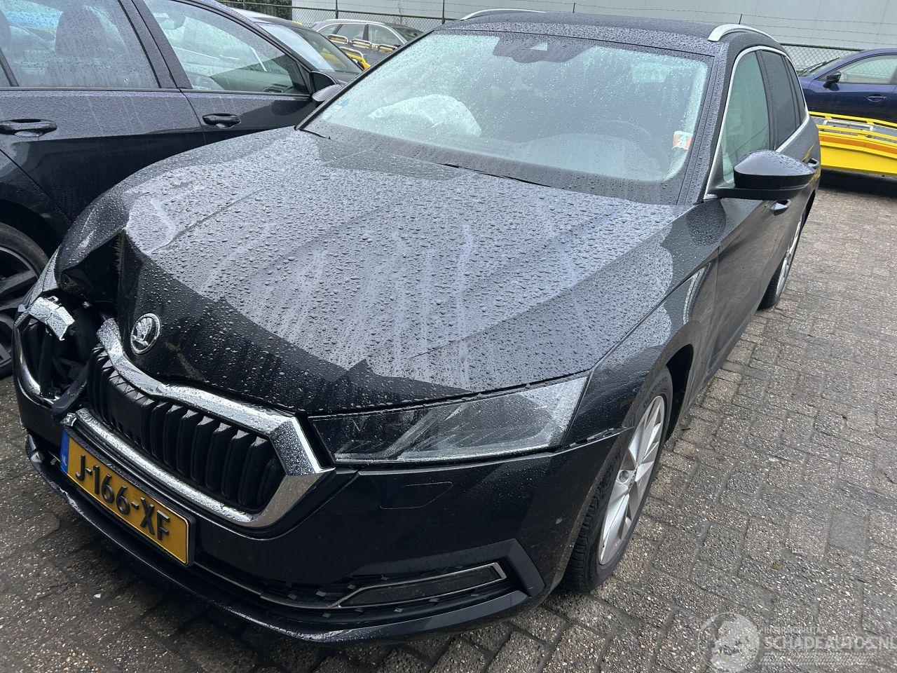 Skoda Octavia Combi 1.5 TSI  Greentech First Edition