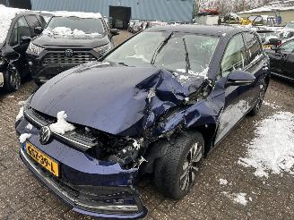 Unfallwagen Volkswagen Golf 1.5 TSI Move  5 Drs 2023/9