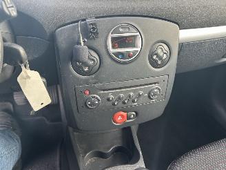 Renault Clio Estate 1.2 TCE Dynamique picture 9