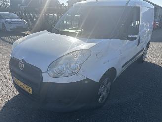 Unfall Kfz Van Fiat Doblo 1.3 M-Jet Diesel 2014/5