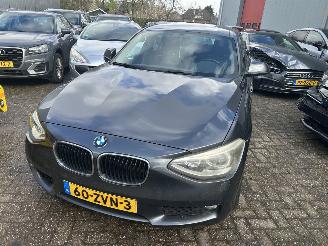 skadebil auto BMW 1-serie 116i     5 Drs 2013/3