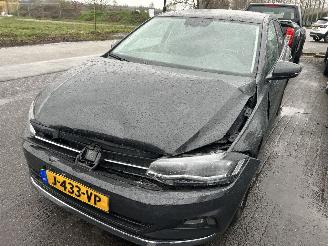 Unfallwagen Volkswagen Polo 1.0 TSI  ( Panoramadak ) 2020/10