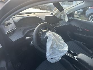 Peugeot e-208 Avtive Pack 50 kWh  Automaat picture 7