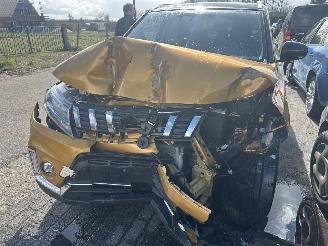 skadebil auto Suzuki Vitara 1.5 Hybrid Select  Automaat   ( 5005 Km ) 2023/8