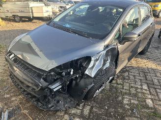 krockskadad bil auto Ford Fiesta 1.0 Ecoboost Connected  5 Drs    ( 58234 Km ) 2021/1