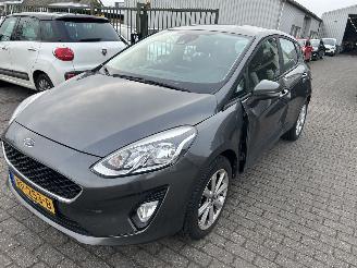krockskadad bil auto Ford Fiesta 1.1 Trend 2018/1