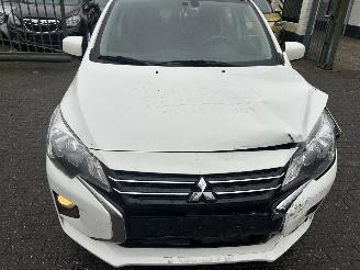 Mitsubishi Space-star 1.2 Cool+ picture 2