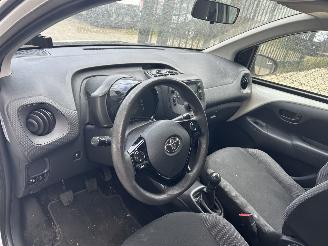 Toyota Aygo 1.0 VVT-I   X-Fun picture 9