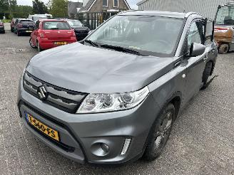 Vaurioauto  passenger cars Suzuki Vitara 1.6  Automaat 2018/9