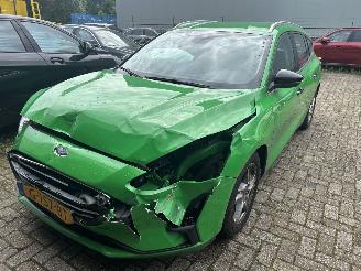 Vaurioauto  passenger cars Ford Focus 1.5 TDCI  Stationcar 2019/8