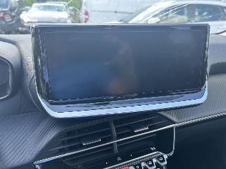 Peugeot 208 1.2 Hybrid  Automaat Allure picture 15