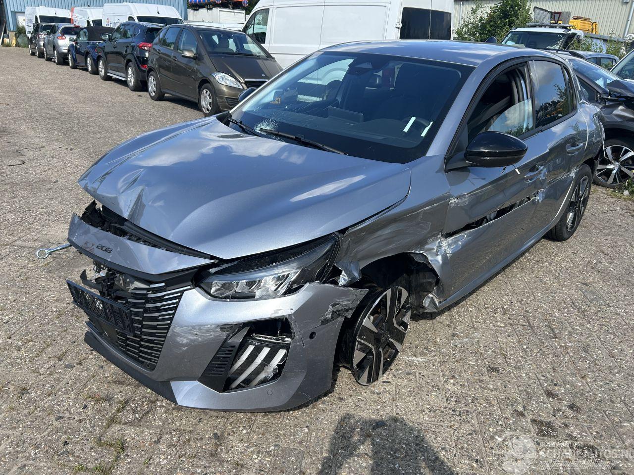 Peugeot 208 1.2 Hybrid  Automaat Allure