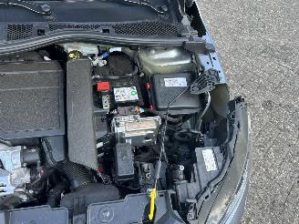 Peugeot 208 1.2 Hybrid  Automaat Allure picture 19