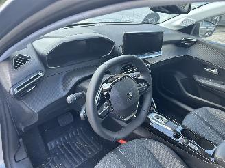 Peugeot 208 1.2 Hybrid  Automaat Allure picture 18