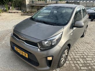 Kia Picanto 1.0 picture 1