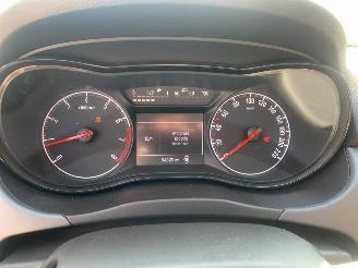 Opel Corsa 1.2 picture 12