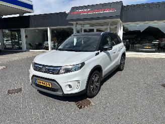 krockskadad bil auto Suzuki Vitara 1.6D High Executive 2016/10