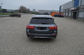 Mercedes E-klasse 350 CDI AMG KOMBI PANORAMA BURMESTER MULTI LED picture 5
