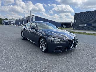 Alfa Romeo Giulia SUPER 2.2 JTDM NAVI LEDER XENON VOLL picture 3