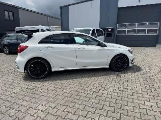 Mercedes A-klasse A180 AUTOMATIK AMG PAKET KLIMA XENON picture 4