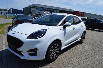 Vaurioauto  passenger cars Ford Puma Ford Puma ST-Line Mild Hybrid Full led Navi Digital cocpit 2023/8