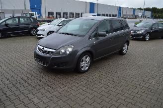 Voiture accidenté Opel Zafira 1.7 CDTI 81 KW 7 SITZE KLIMA EDITION 2010/11
