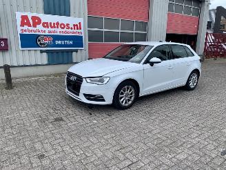 Avarii autoturisme Audi A3 SPORTBACK 1.2 TFSI 2014/4
