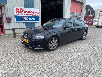 Damaged car Audi A4 Avant 2.0 TFSI QUATTRO 2009/4
