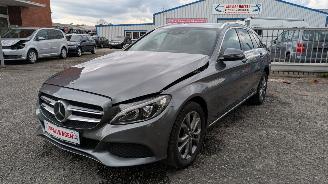 Schadeauto Mercedes C-klasse C220 d 4-Matic T 9G-Tronic 2017/9