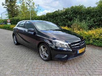damaged passenger cars Mercedes A-klasse 180 AUTOMAAT 2013/2