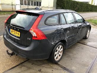 Volvo V-60 2.0 D3 120kW E5 Aut. CLIMA NAVI picture 4