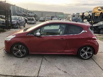 Voiture accidenté Peugeot 208 GTI 200pk orig 56 dkm 2014/3