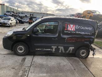skadebil bedrijf Renault Kangoo 15dci 66kW E5 AIRCO, NAVI 2014/8