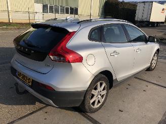 Volvo V-40 Cross Country 1.6 diesel 84kW E5 picture 4